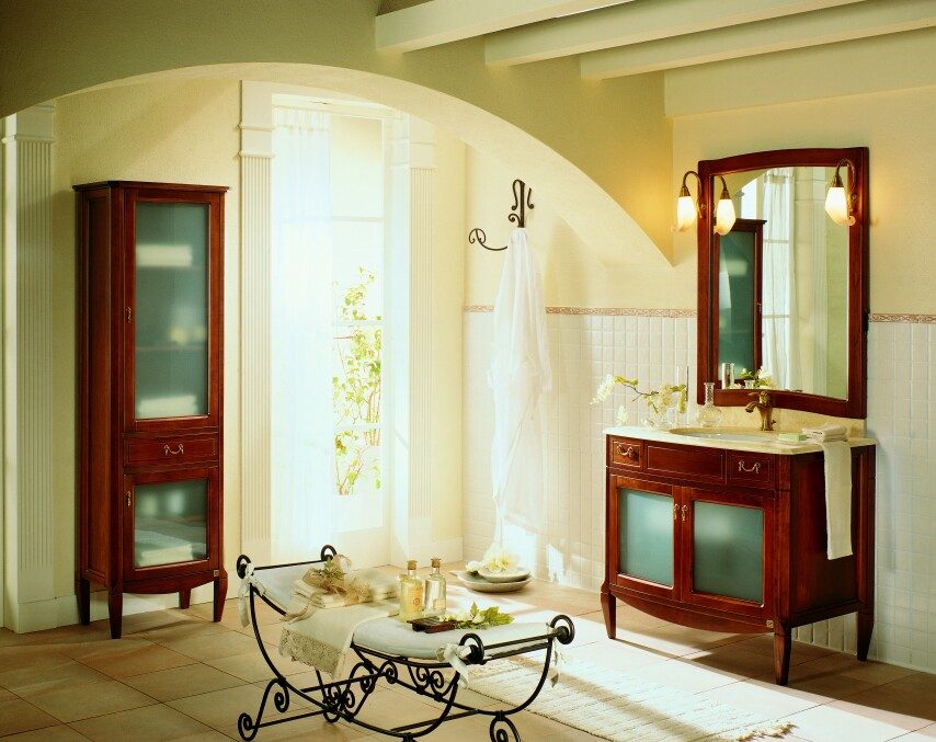 Armarios de baño clásicos