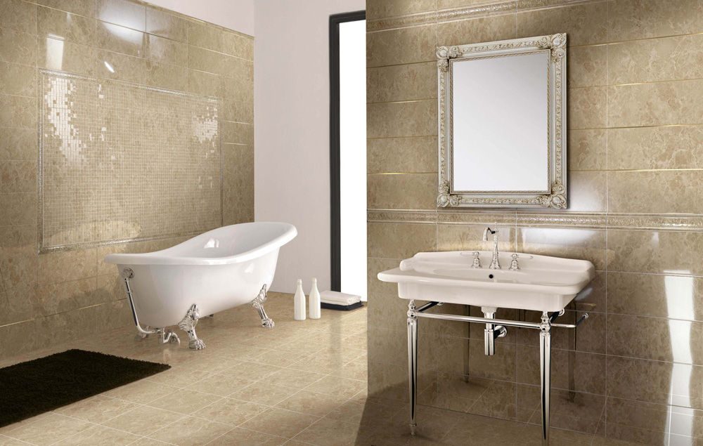 Baño con azulejos de mármol Baño con azulejos de mármol